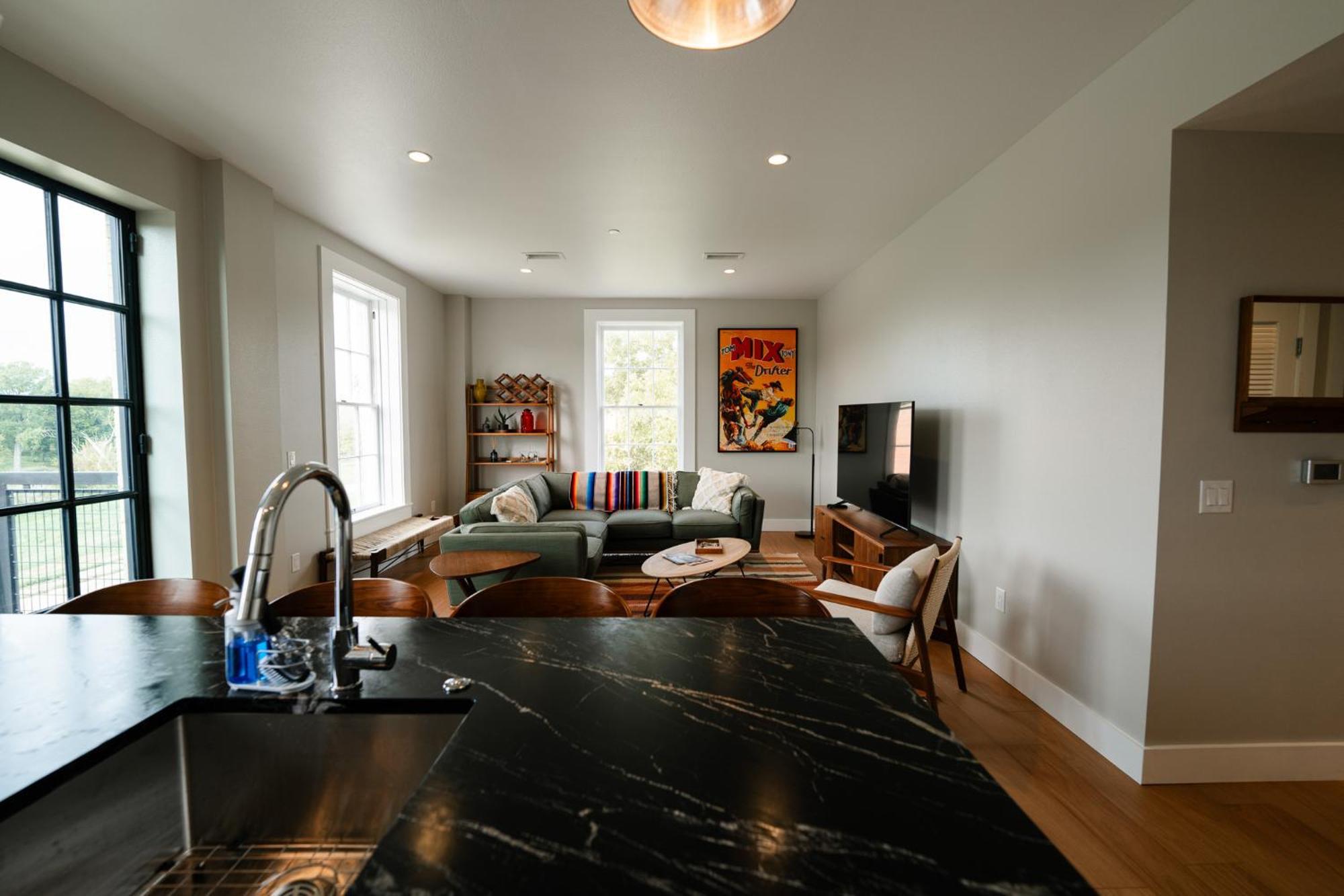 Western 1924 Luxury Lofts Martindale Ngoại thất bức ảnh